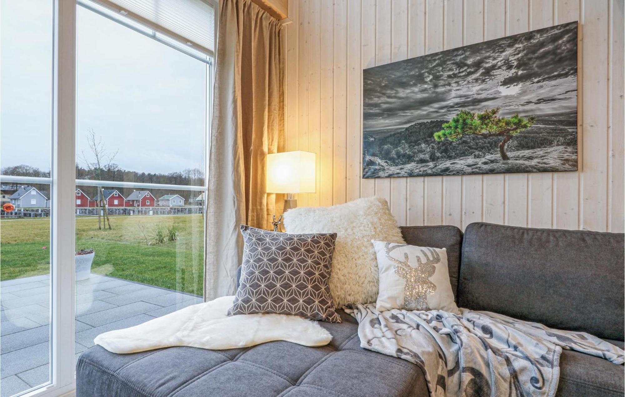 2 Bedroom Stunning Home In Zerpenschleuse Экстерьер фото